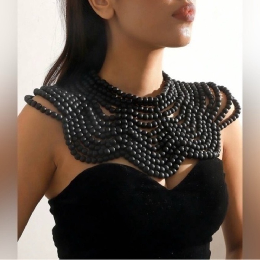 NWT✨ Wooden black Shoulder Shawl necklace Collar beaded Necklace LUXE BOHO